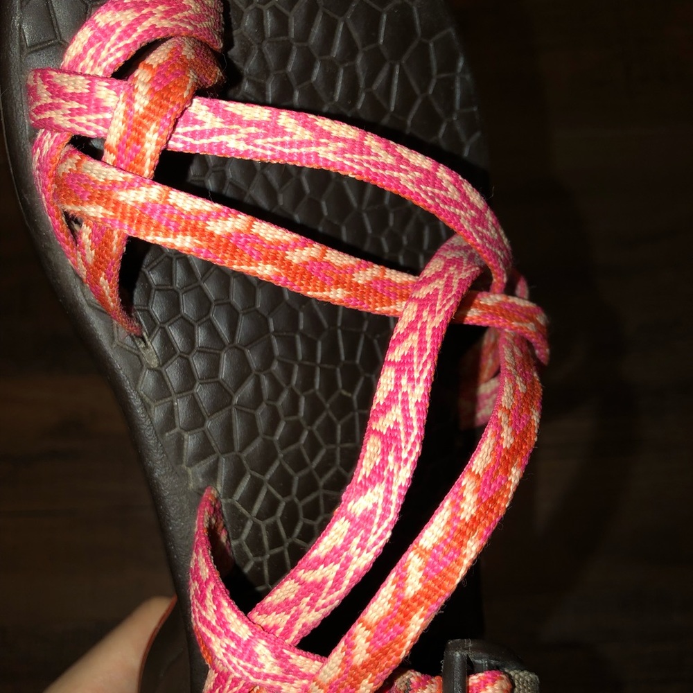 two strap Chacos women’s size 8-8 1/2